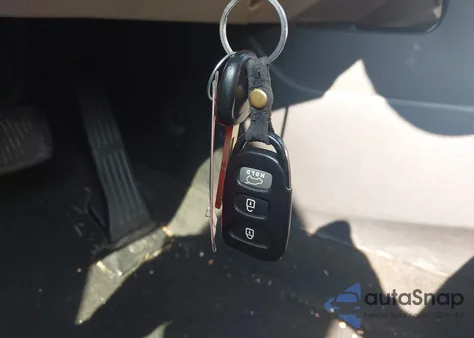 2014 Hyundai Elantra Gt from USA, damaged, VIN KMHD35LH1EU210948